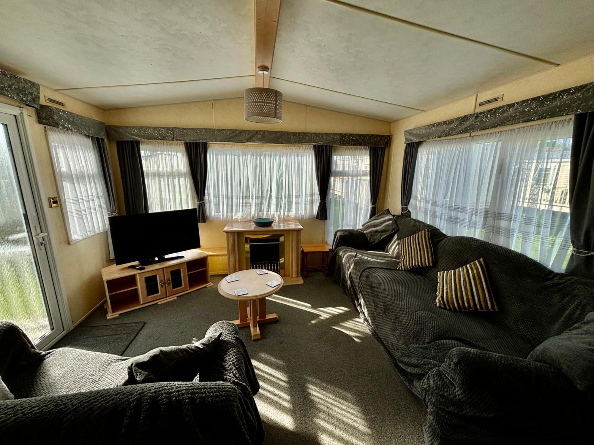 אינגולדמלס Seaview 145 - Pet Friendly, Bath And Close To Beach & Fantasy Island - Meadow Lakes Caravan & Lodge Hire מראה חיצוני תמונה